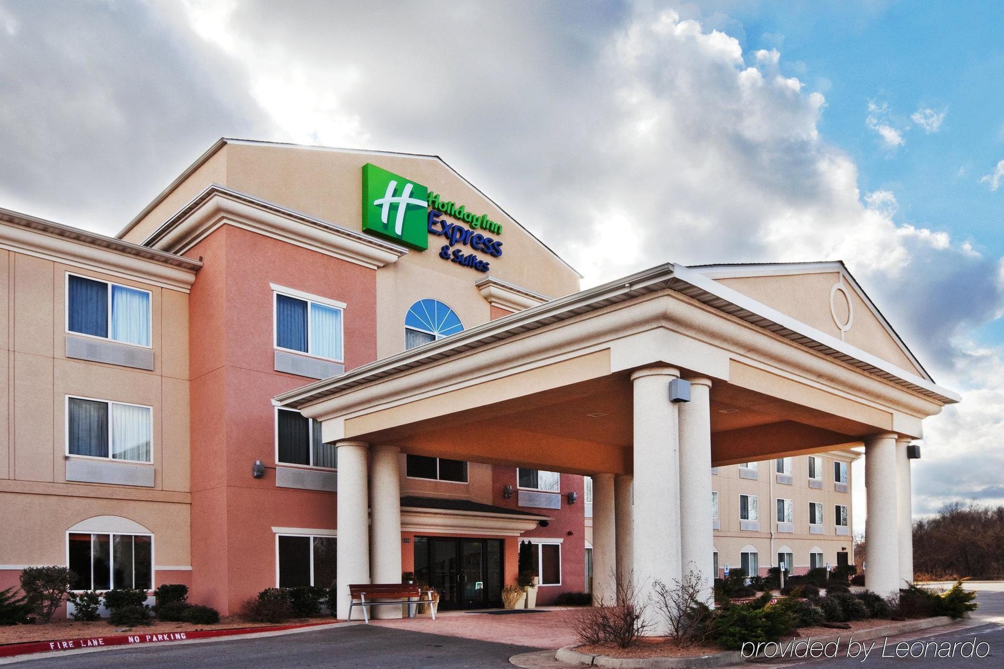 Holiday Inn Express Hotel & Suites Chickasha By Ihg Εξωτερικό φωτογραφία