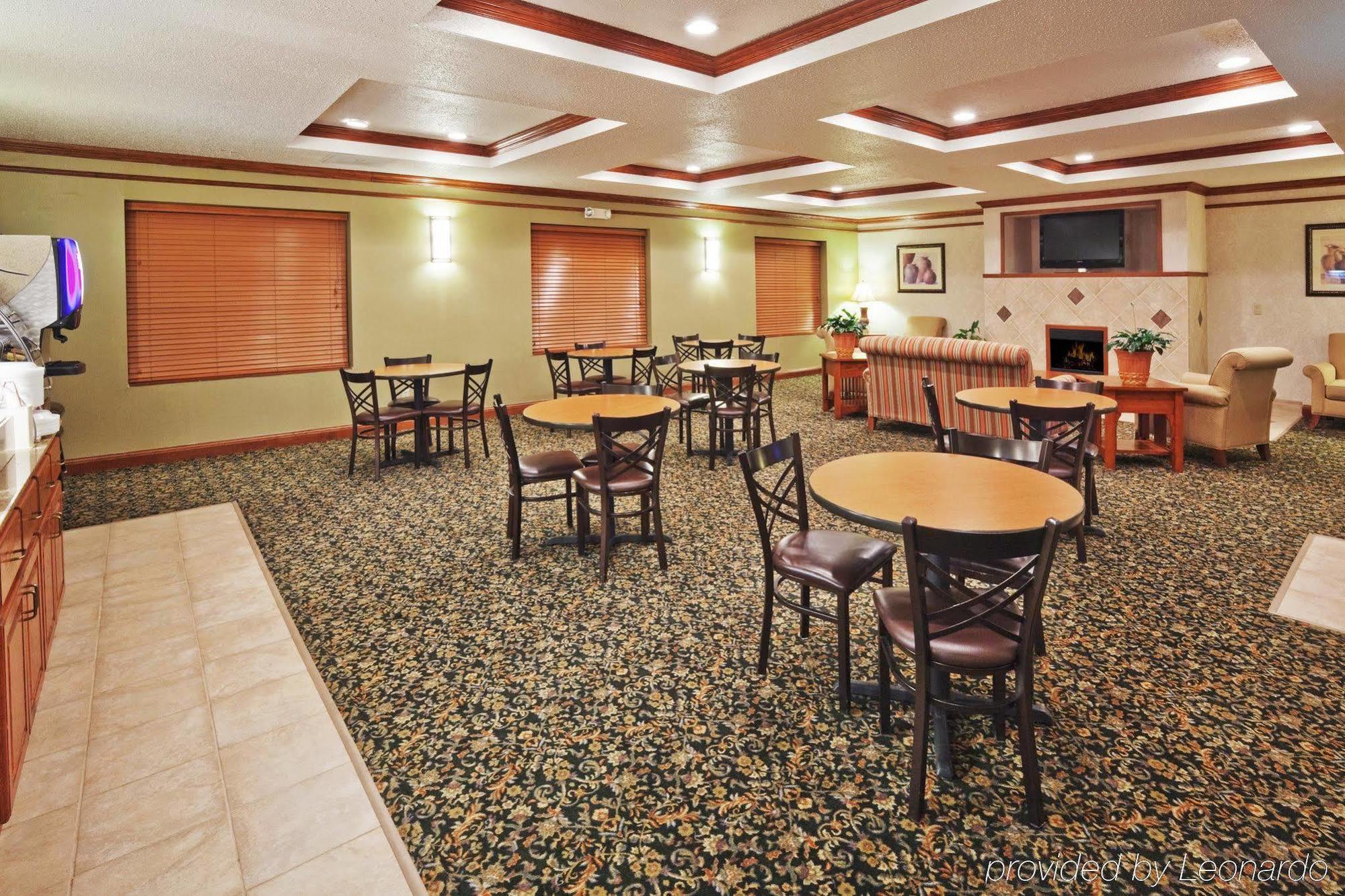 Holiday Inn Express Hotel & Suites Chickasha By Ihg Εξωτερικό φωτογραφία