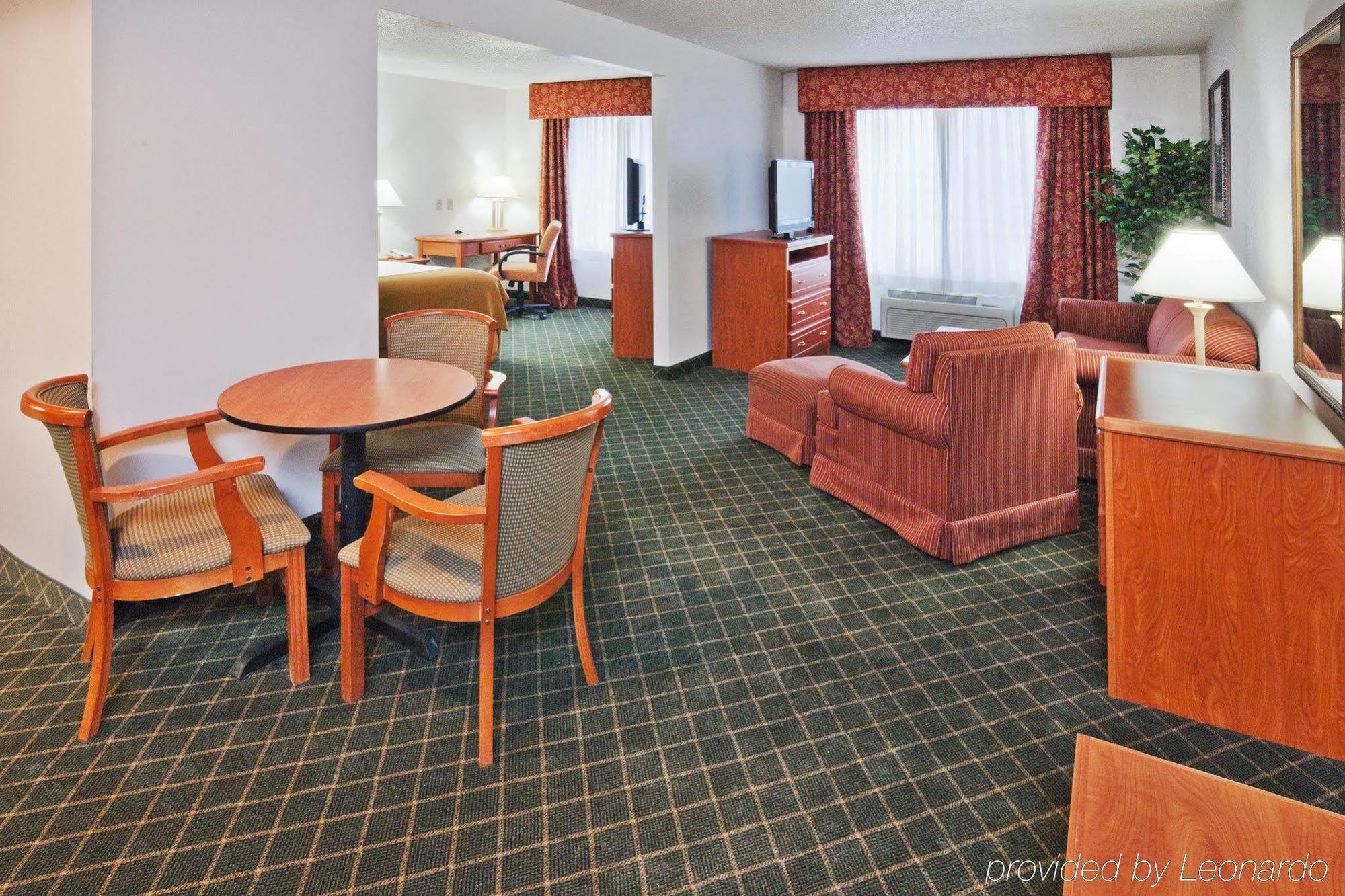 Holiday Inn Express Hotel & Suites Chickasha By Ihg Δωμάτιο φωτογραφία