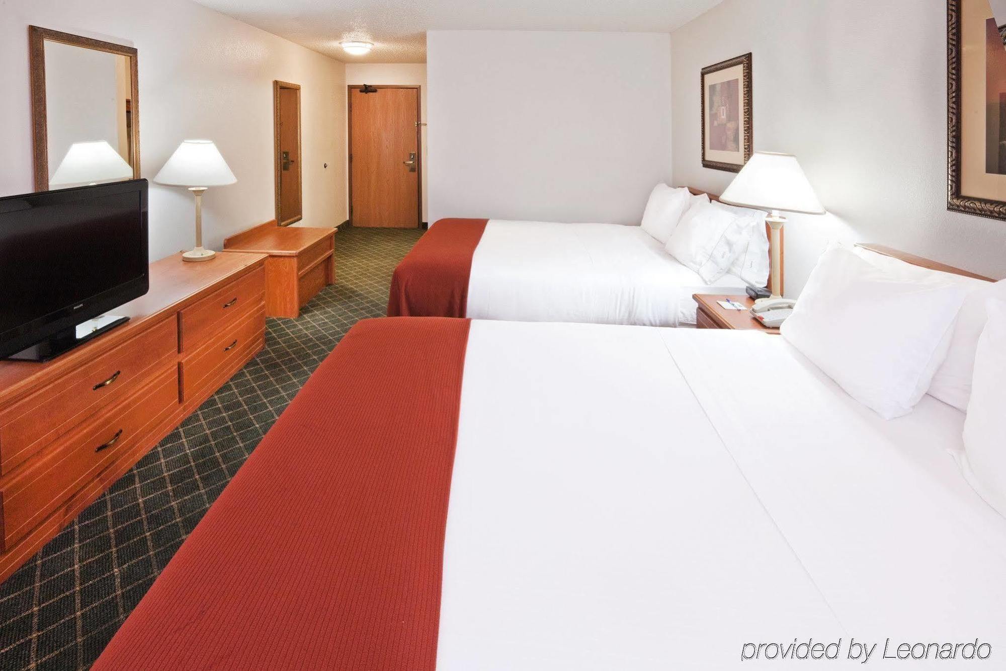 Holiday Inn Express Hotel & Suites Chickasha By Ihg Δωμάτιο φωτογραφία